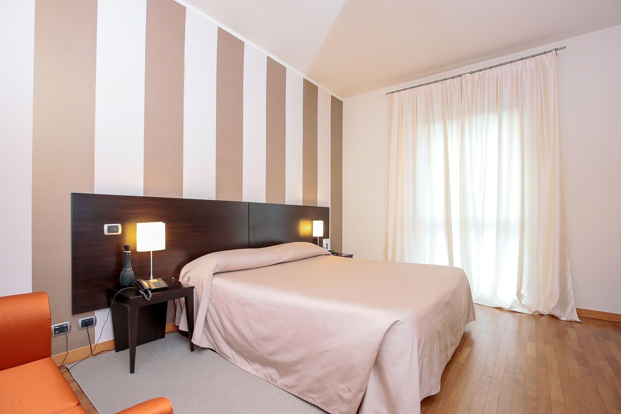 Hotel Aleramo Asti Esterno foto