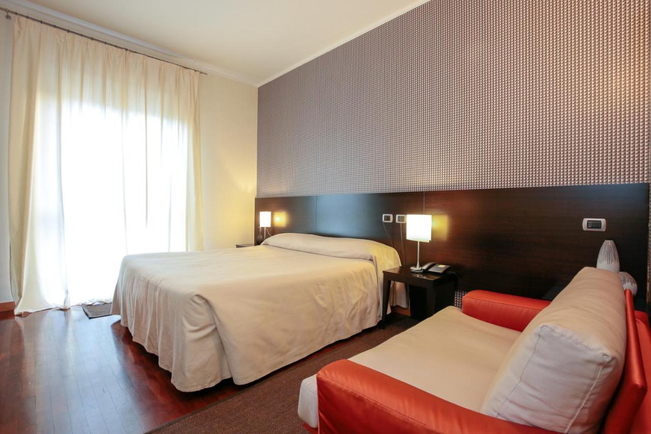 Hotel Aleramo Asti Esterno foto
